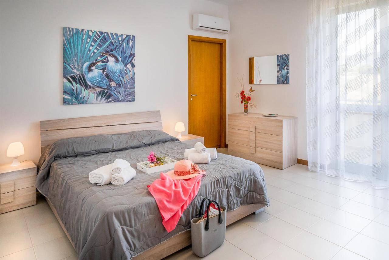 Villa Dellacqua Alcamo Marina Bagian luar foto
